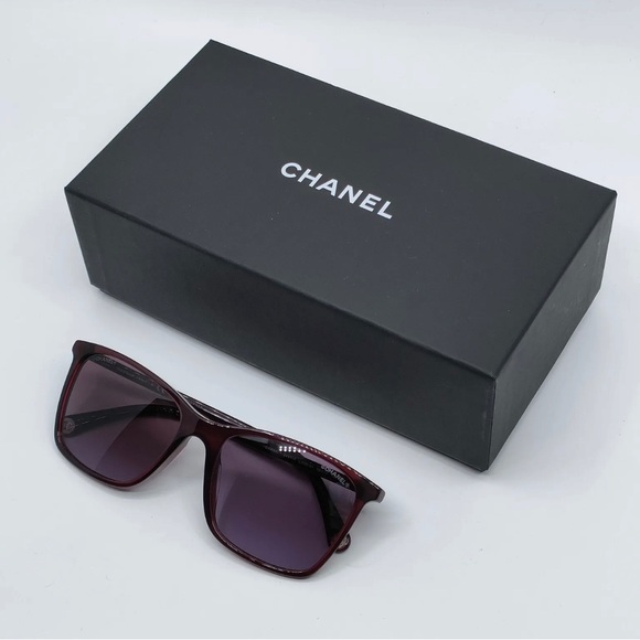 Chanel square Sunglasses - Picture 5 of 13